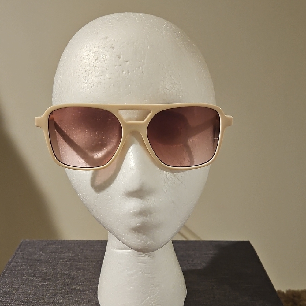 Beige Women's Sunglasses with Pink Lenses